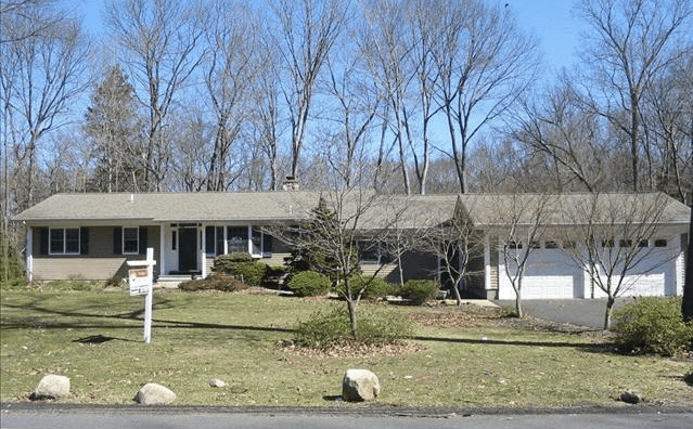 67 FARDALE Avenue, Mahwah